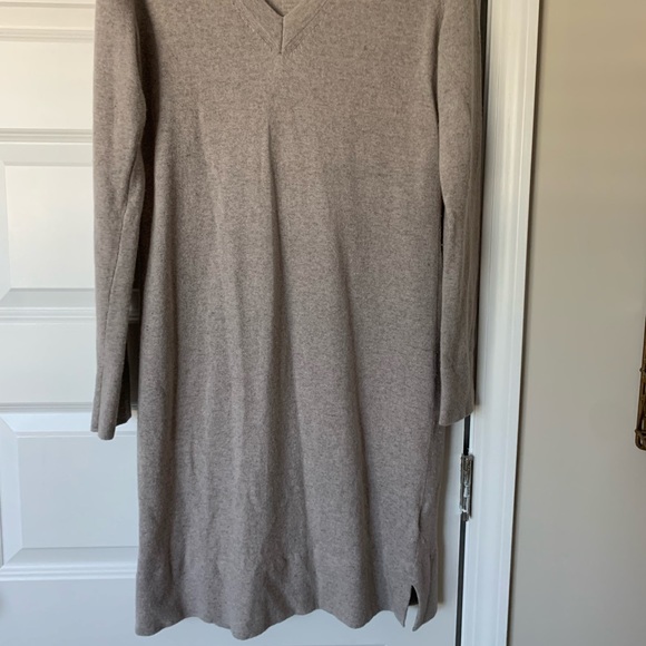 Banana Republic Sweater Dress - Picture 2 of 6